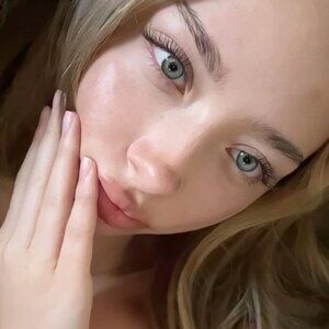 Meet your Posher, Alecia